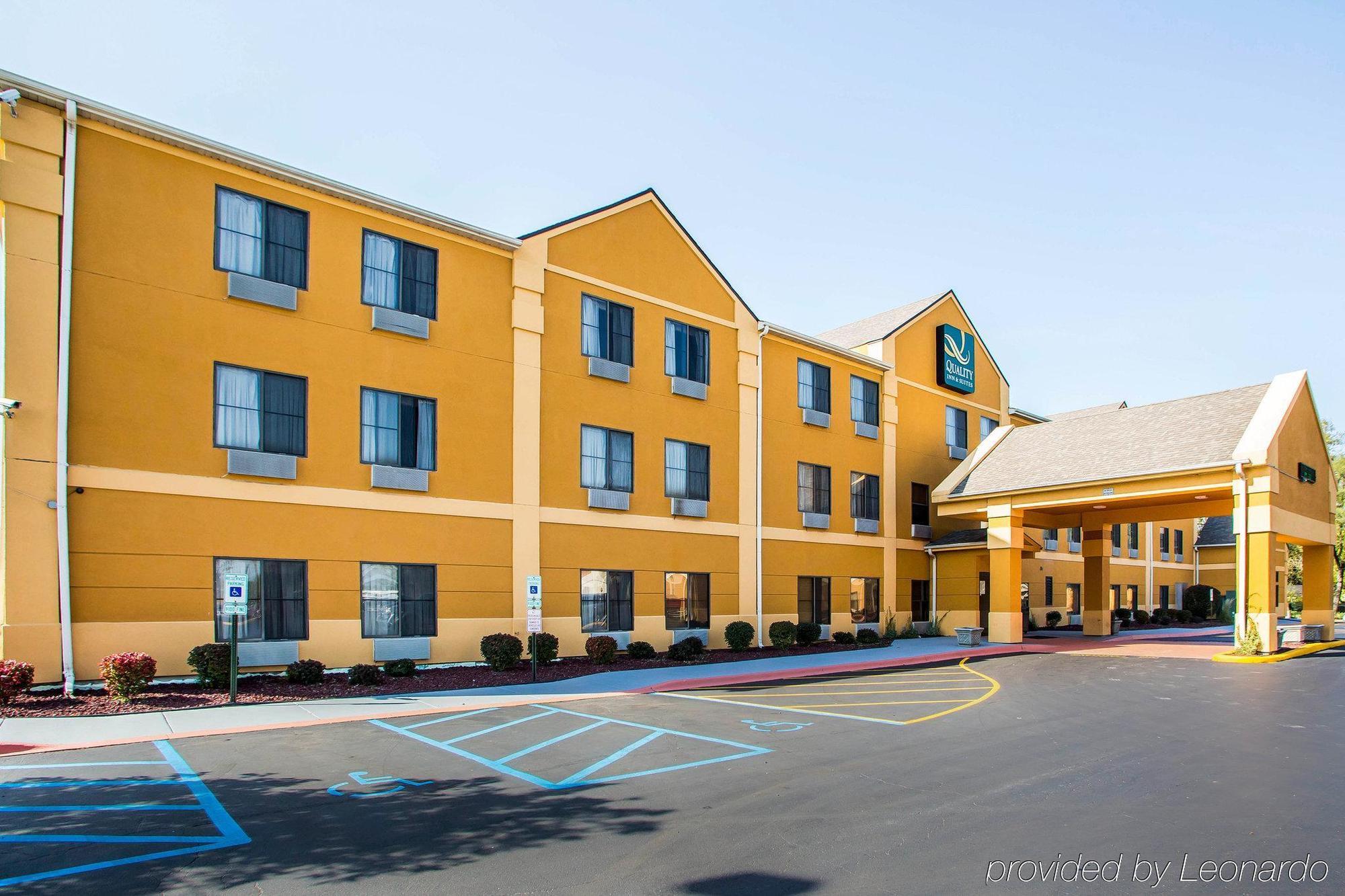 הארווי Quality Inn & Suites Near I-80 And I-294 מראה חיצוני תמונה
